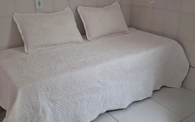 pousada da tia Lúcia-Loft Rosa Amarela
