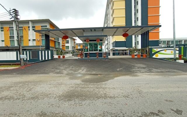 Oyo 90187 Hello Kitty Homestay - Gated Sibu