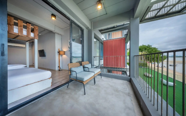 Arch39 Phuket Beach Front