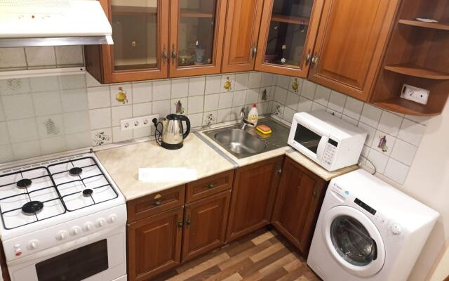 Погостим на улице Рихарда Зорге 33