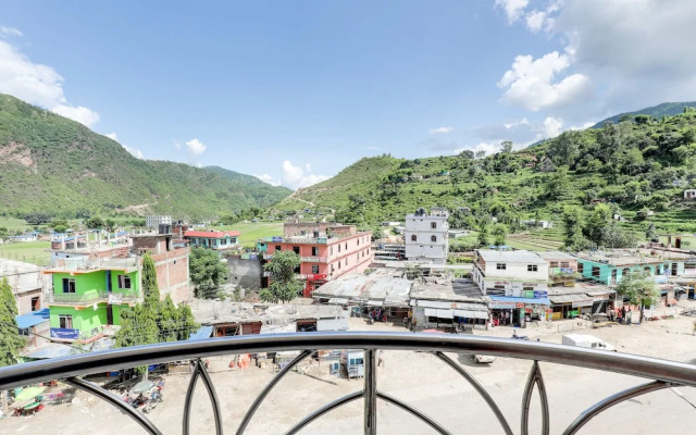 SPOT ON 545 Ghatal Hotel