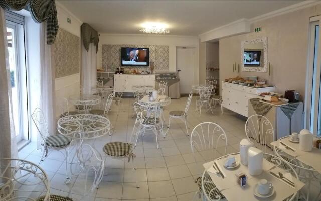 Hotel Rosa Meublè