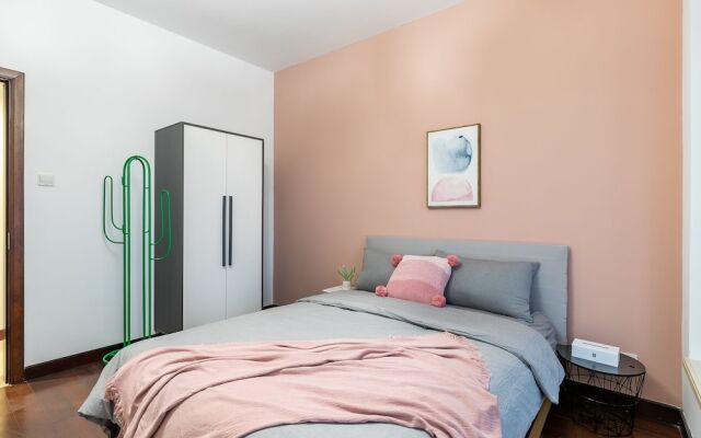 Locals Boutique Apartment Huafa Plaza 19