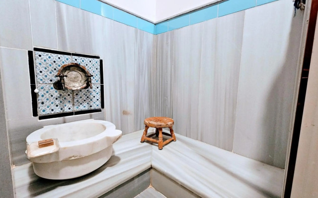Otanti̇k Club Hotel & Spa