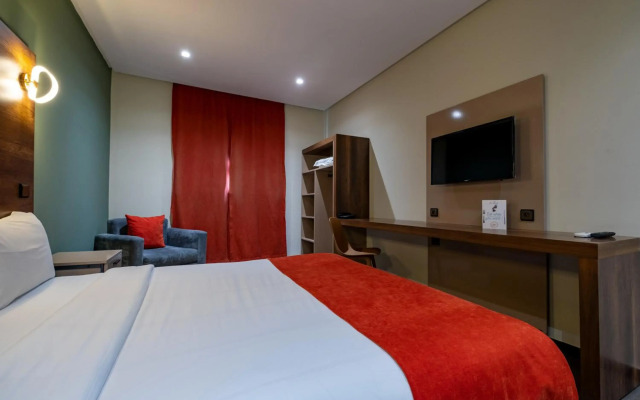 Manzil Hotel