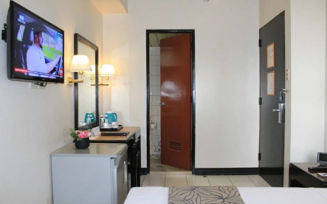 Palm Hotel Manila