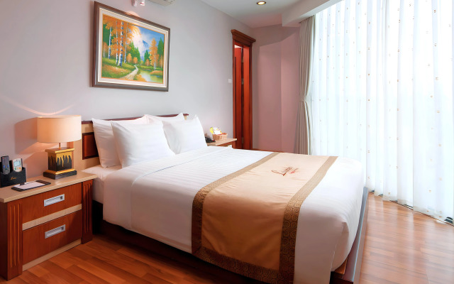 Luxeden Hotel Hanoi