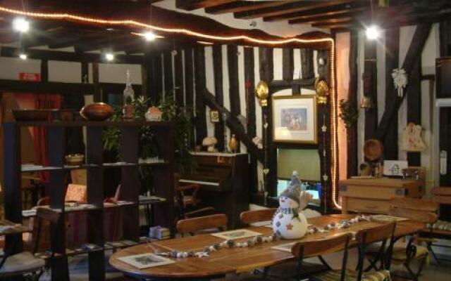 hotelImage