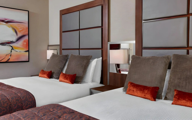 Leonardo Royal Hotel London Tower Bridge