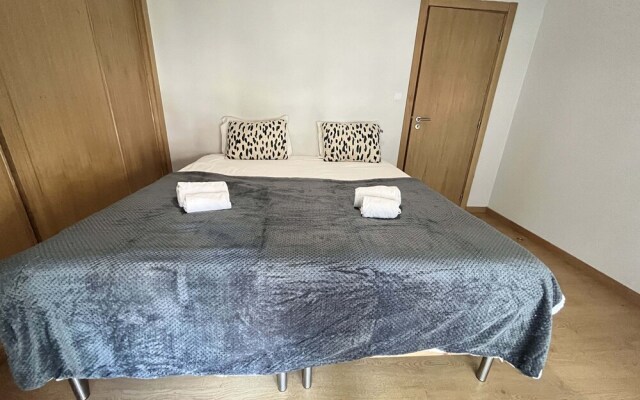 Moreda Garden Apartment by Trip2Portugal