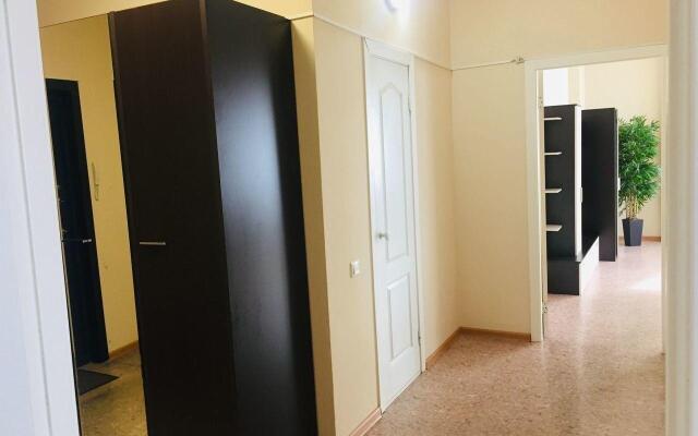 Планета квартир на улице Алексеева 51