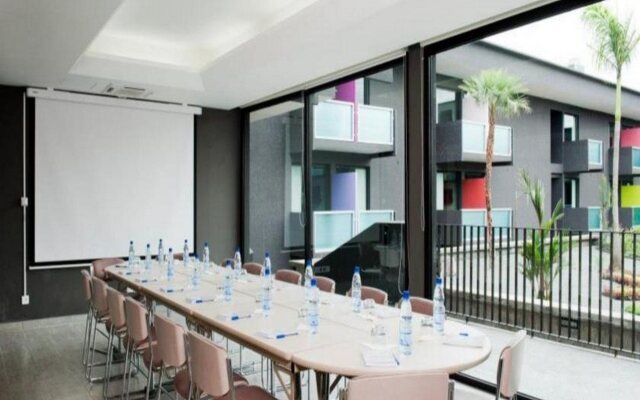 Mina Liberville Hotel
