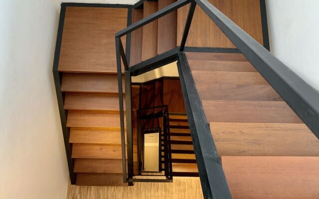 Stay Inn Hostel Jakarta - Adults only