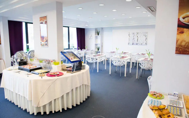 City Inn Luxe Hotel