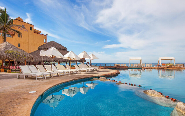 Costa De Oro Beach Hotel