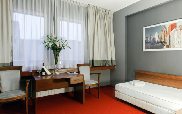 mHotel