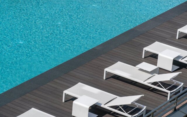 Lanson Place Winsland, Singapore