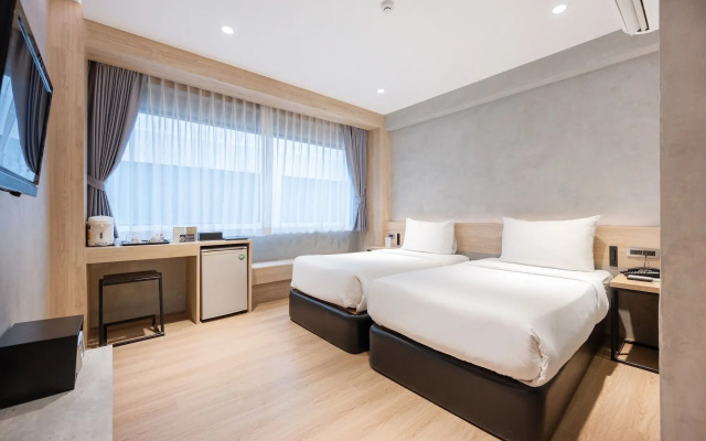 Loft Bangkok Hotel