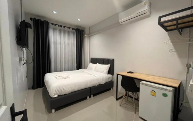 Life Hotel Rong Khun