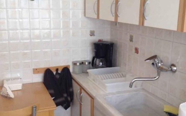 Cozy Apartment Near Acropolis