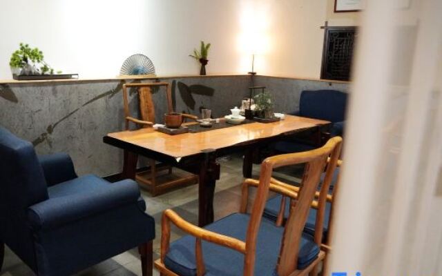 Tianchenlou Hotel