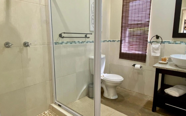 Barbados 13, Caribbean Estate