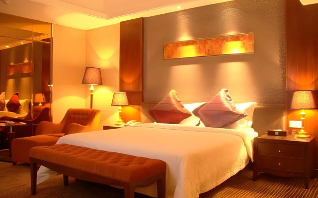 The Clipper Hotel