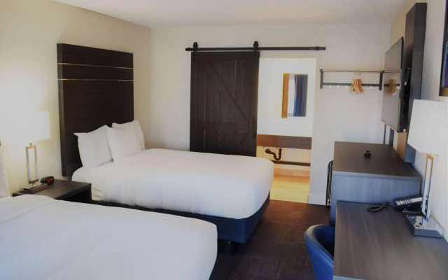 Travelodge by Wyndham Santa Rosa Wine Country