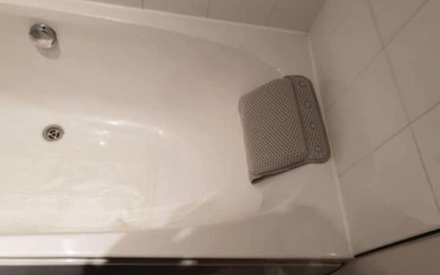 Birminghams Hidden Gem Emerald Apartment, Sleeps 4