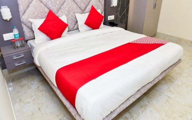 Hotel Crown Inn By OYO