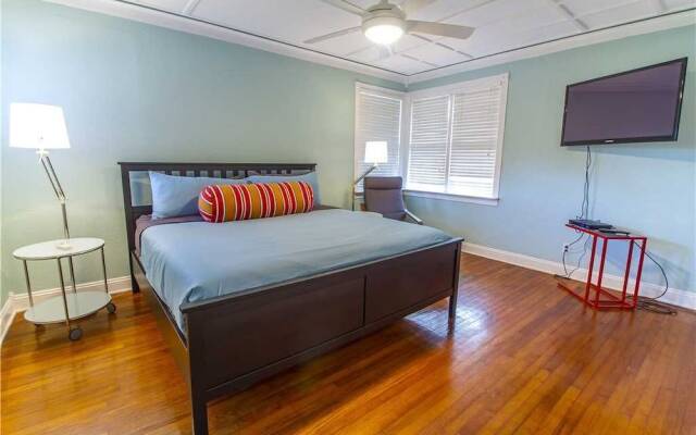 Sea Biscuit - Three Bedroom Home