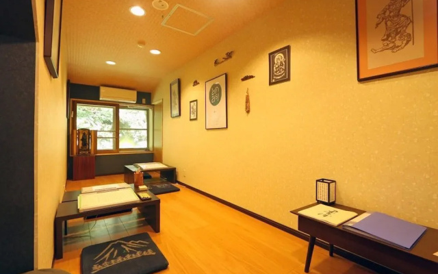 Shukubo Kansho-in Temple Sanrakuso – Guest Rooms – Daisen