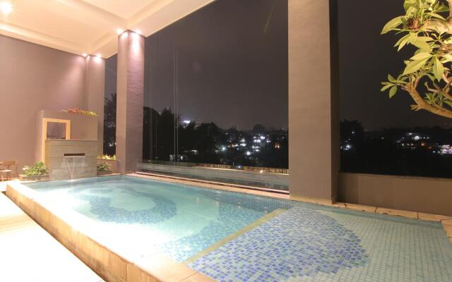Travello Hotel Bandung