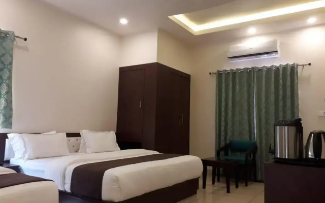 Hotel Paradise Inn