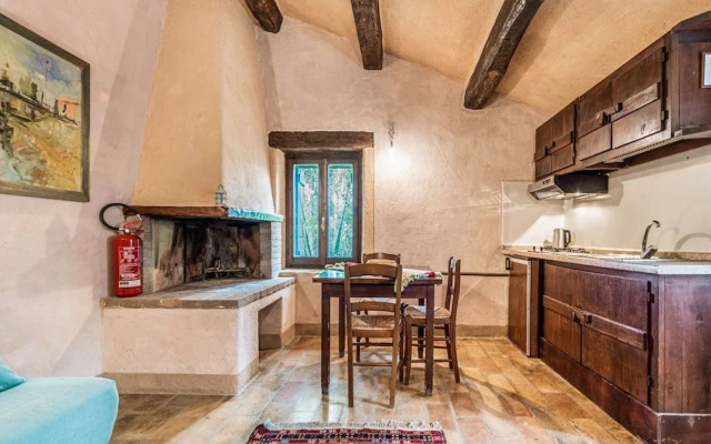 Captivating Apartment in Assisi With Swimming Pool