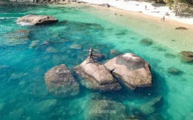 Suíte 200 metros da praia