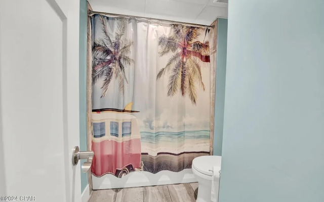 Edgewater Tower 3-104