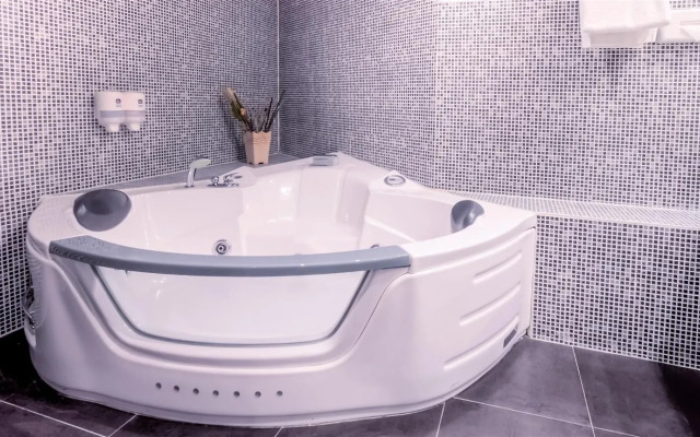 Best Western Plus Hotel AlizпїЅ