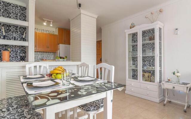 SOL - Nice flat close to the beach and leisure area Free WiFi
