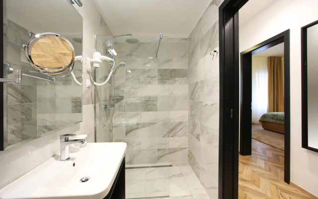 Urban Boutique Hotel