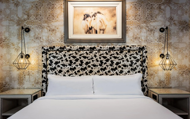 Brownwood Hotel & Spa