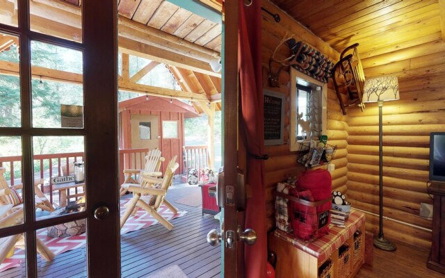 Merry Cabin in the Merry Canyon
