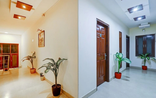 Fabhotel B Stays