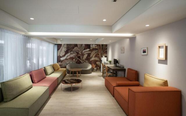 Hotel Lounge