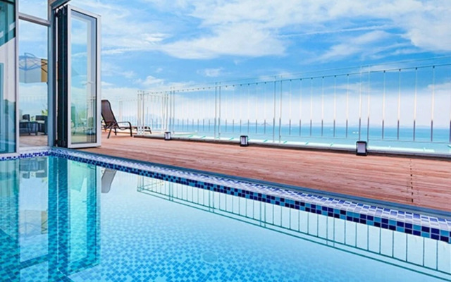 Yeosu Marine Terrace Poolvilla
