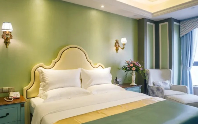 Chengdu Creyad Hotel