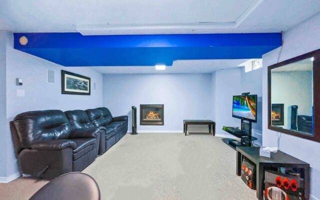 Spacious Family Home Close To Downtown With King Bed Num1