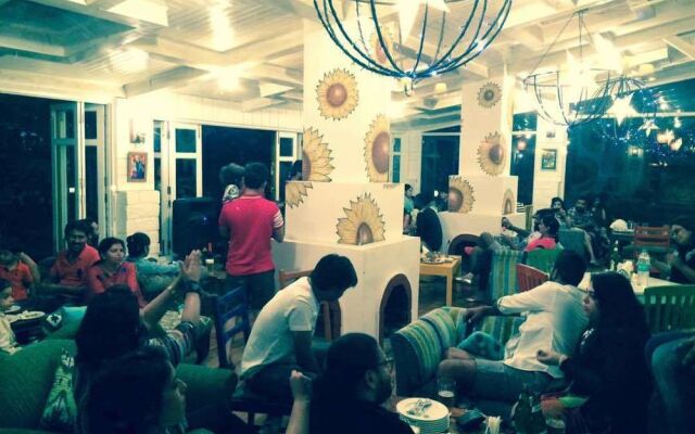 Hotel Hadimba Way