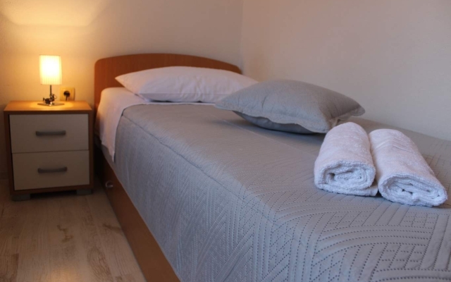 Holiday house Tončica - quiet place: Dol (Brac), Island Brac
