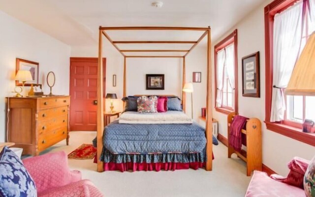 The Inn At Twin Linden